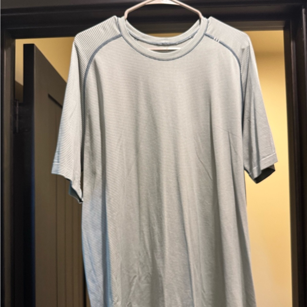 Men’s Lululemon  Light blue Striped T-Shirt